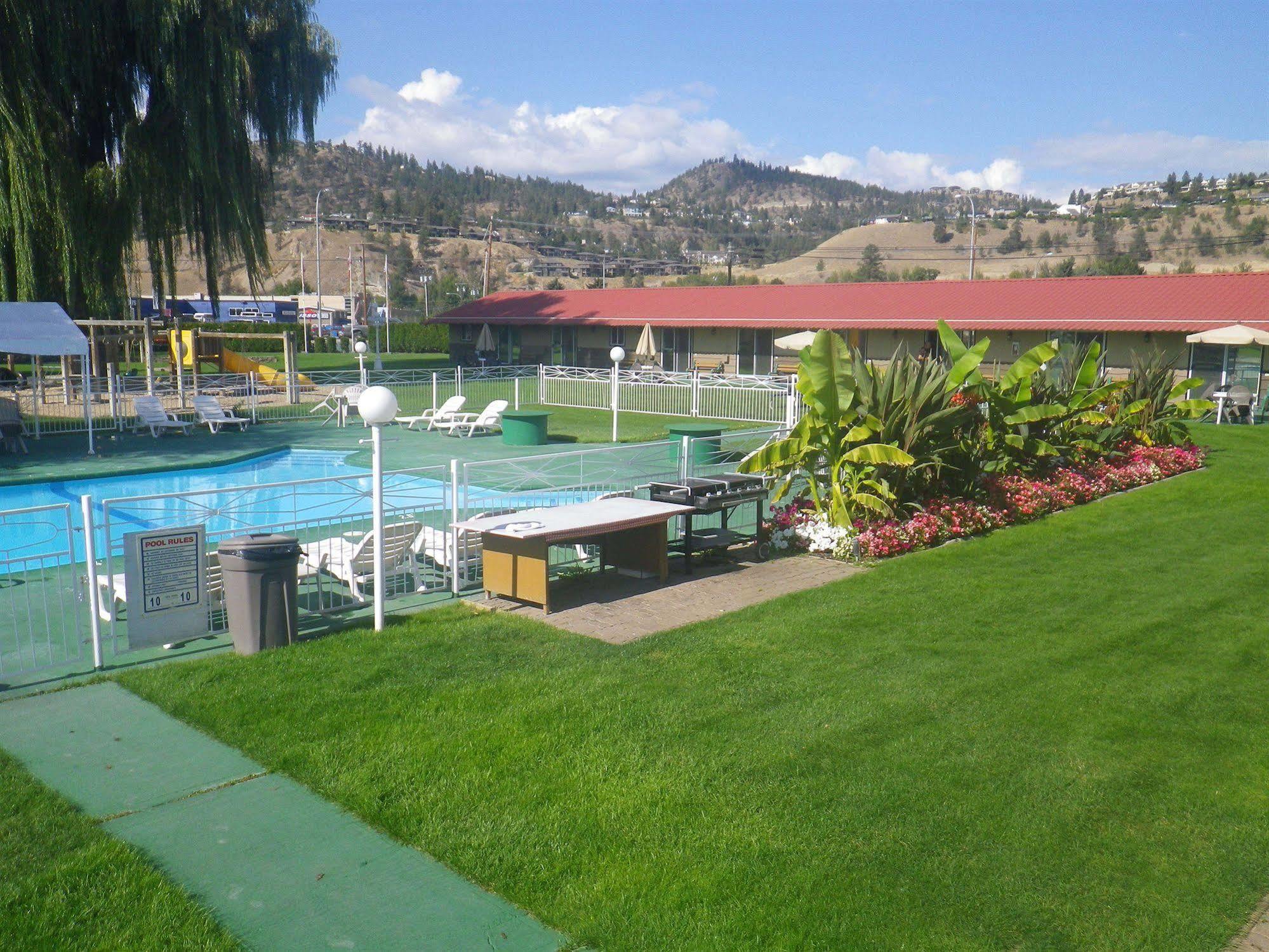 Okanagan Seasons Resort Kelowna Exterior foto